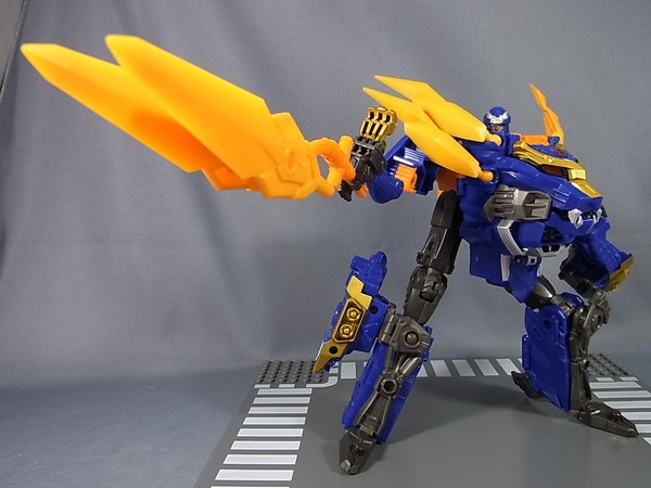  Takara TomyTransformers Go G05 Gekisoumaru Images Gallery Demos Light Up Features Image  (15 of 16)